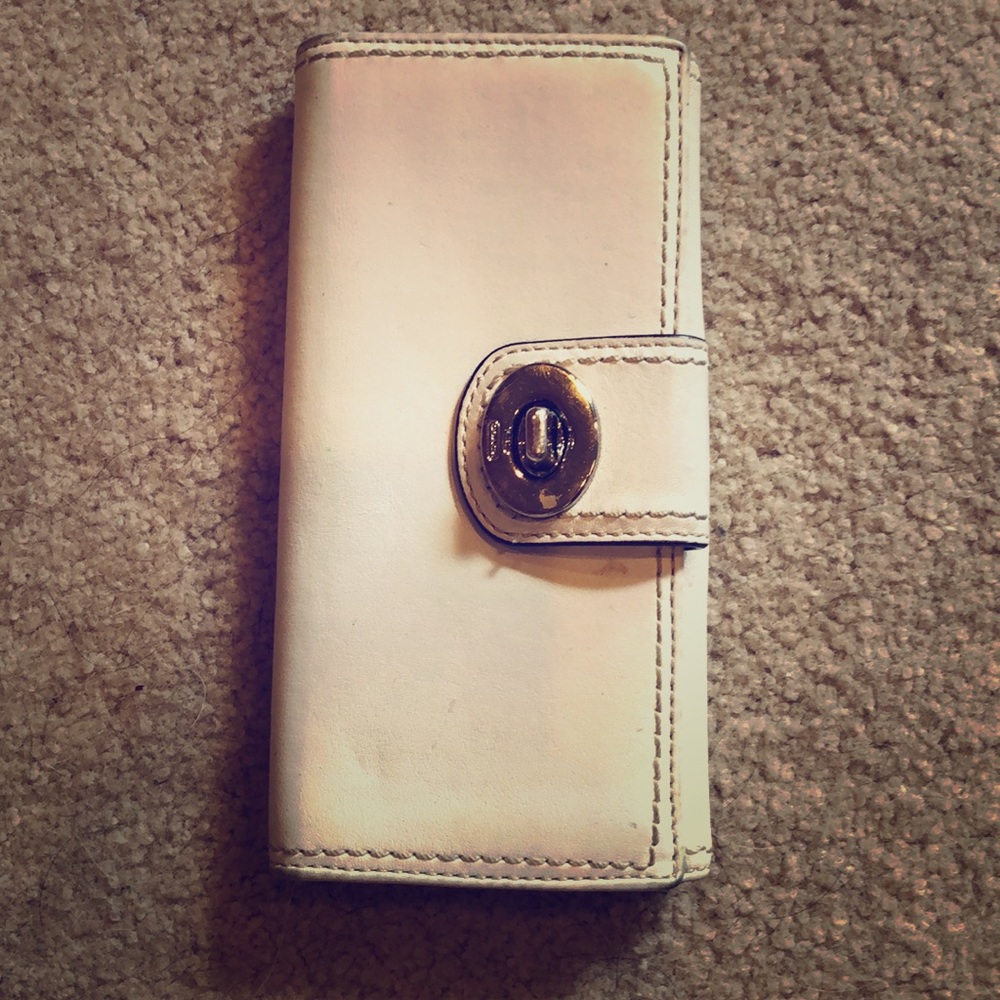 Coach white leather wallet